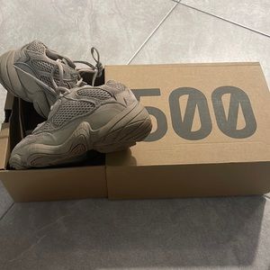 Yeezy 500
